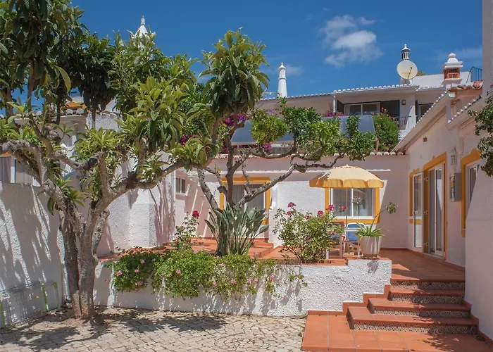 Daire 1 Bed Flat - Sleeps 2 - Pool - Parking - Wifi